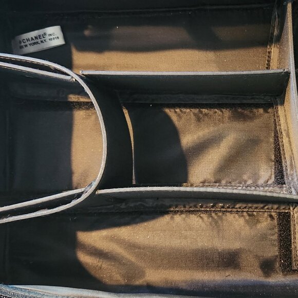 CHANEL Makeup Bag - Picture 9 of 10